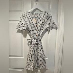 Polka Dot Tie-Waist Short Sleeve Dress - White/Black